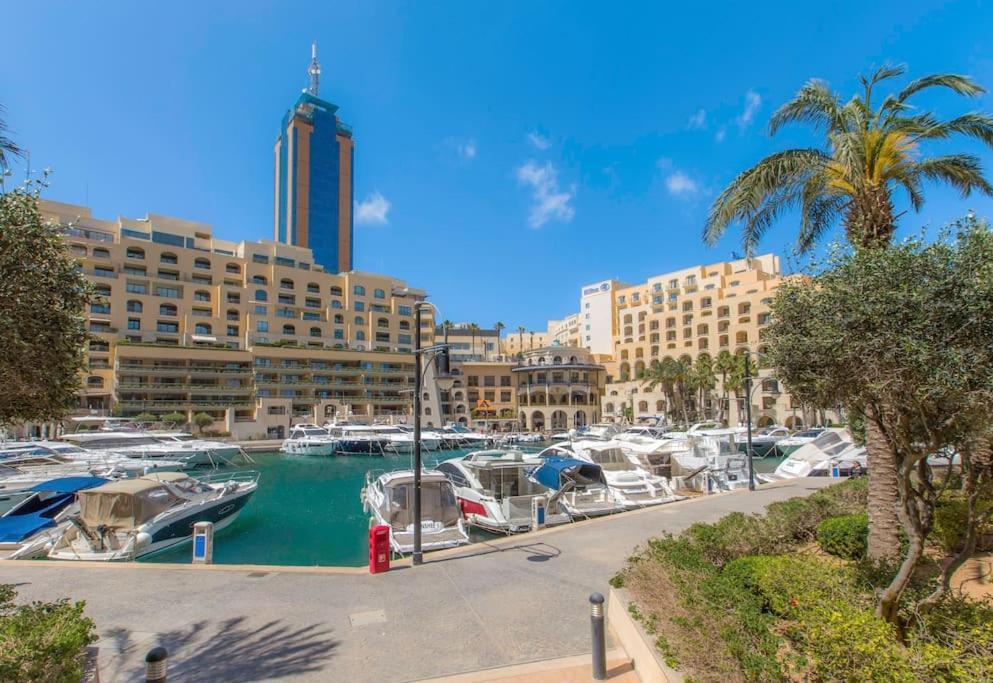 Modern 3 Bedroom Apartment Close To Paceville And Beach Is-Swieqi Bagian luar foto